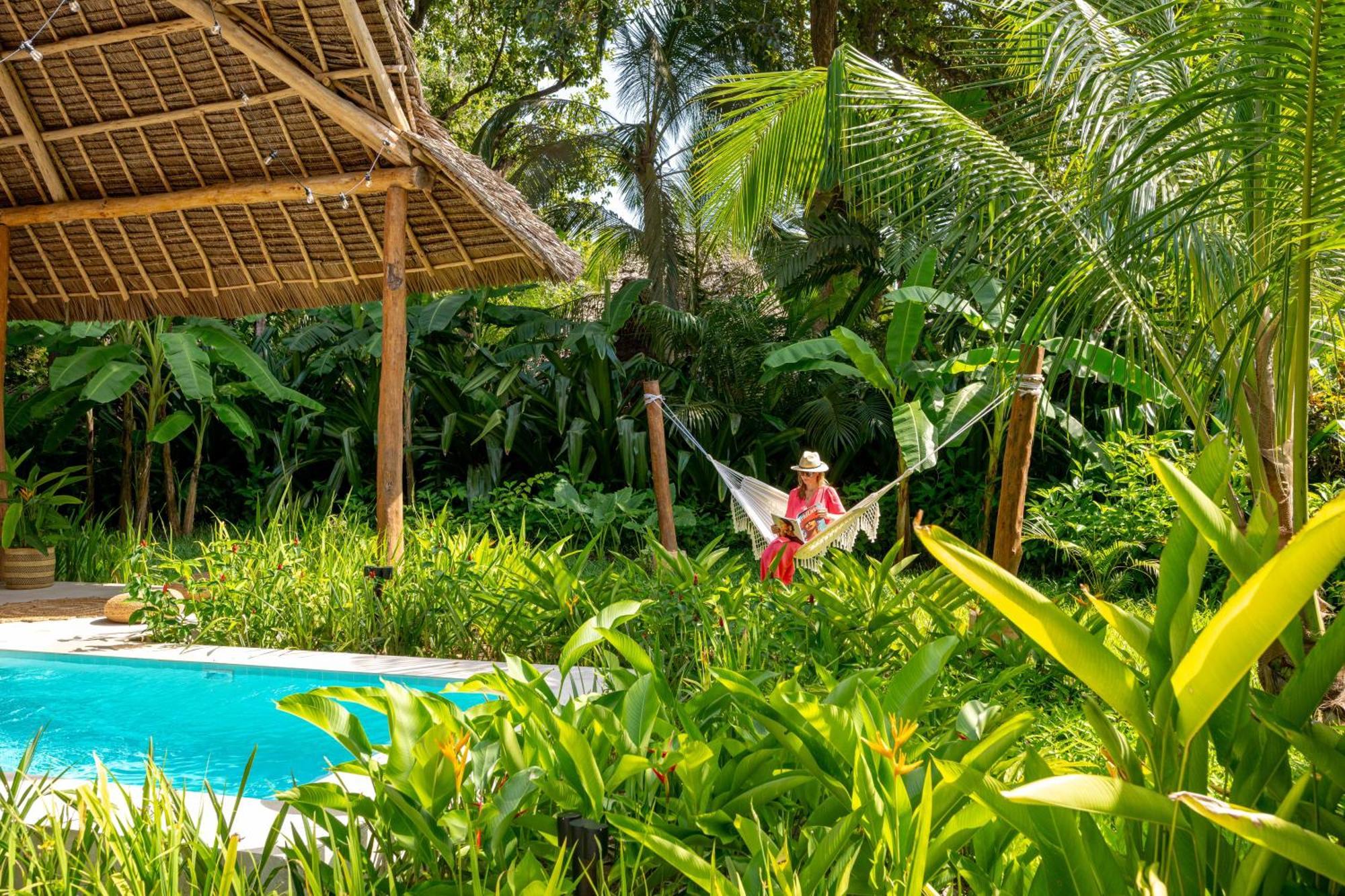 Zanzi Private Paradise Resort